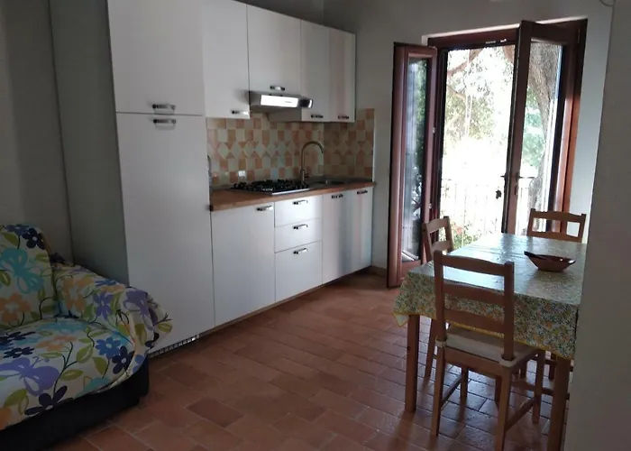 펜션 Le Di Arconte 마리나디카메로타