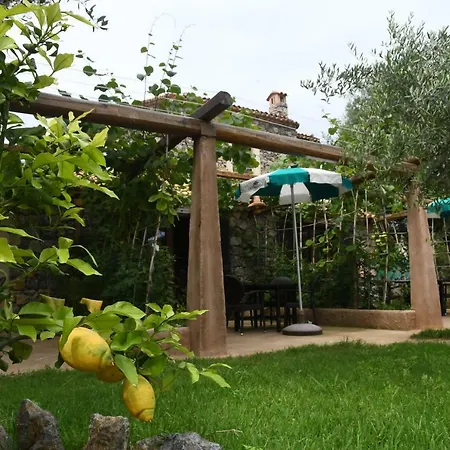 Holiday home Le Di Arconte